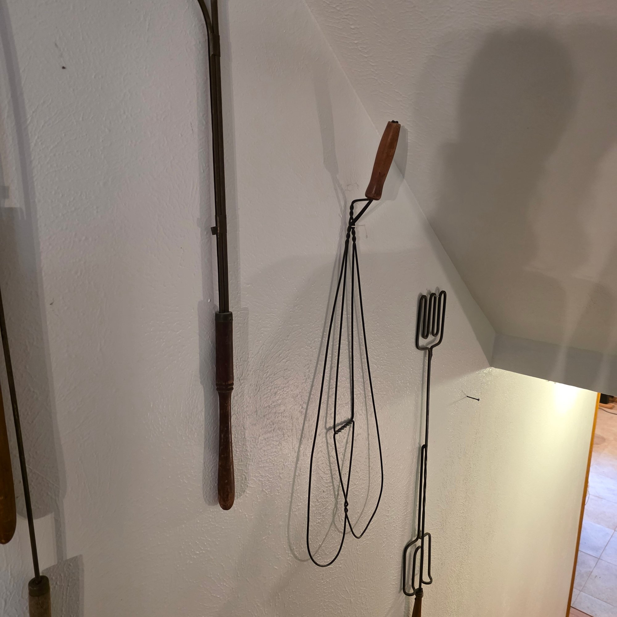 Primitive Rug Beaters Antique Primitive Rug Beaters #13875 | Auctionninja.com