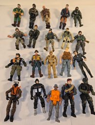 Lot Of 20 Action Figures 3' GI Joe Adventure Figures