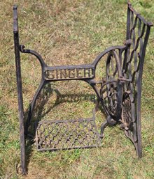 Vintage Singer Sewing Machine Metal Base