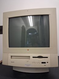 Power Macintosh 5400/180 All In One Computer