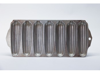 WearEver Aluminum Corn Bread Mold Pan
