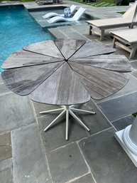 Richard Shultz Petal Dining Table