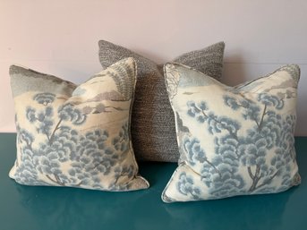 Set Of 3 Pillows