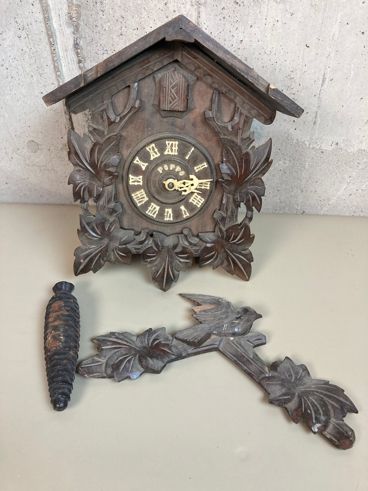 Antique Cuckoo Clock Parts #10202 | Auctionninja.com, image size:1500x2000