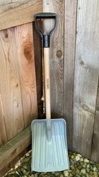 Union Brand Shovel