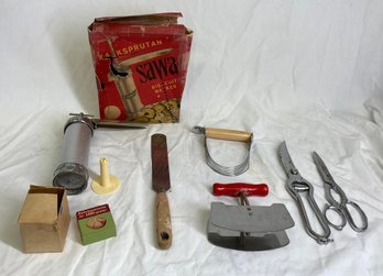 Vintage Kitchen Supplies