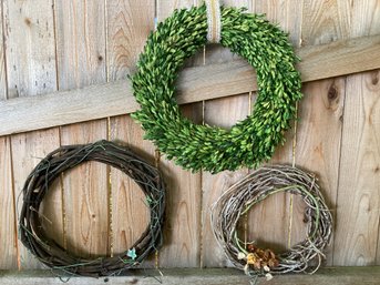 Outdoor Foliage Wreath Set