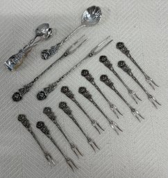 Vintage Rose Cocktail Set (15 Pcs.)