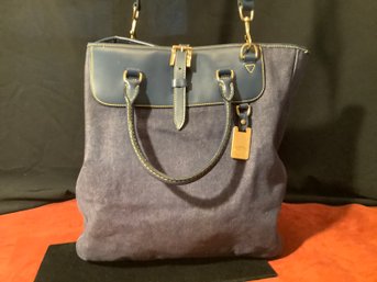 Dooney & Bourke Over The Shoulder Bag W/ Rmovable Strap