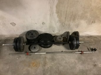 Weight Lifting Dumb Bells