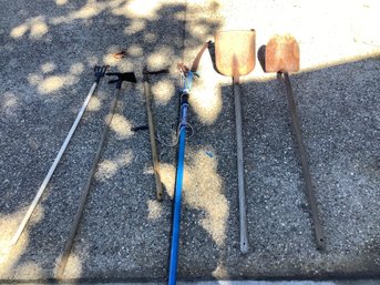 Garden Tools- Lot 10- Group Of 6 Outdoor Helpers