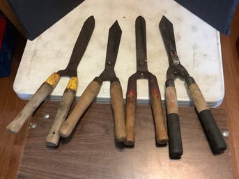 Hedge Trimmers Group