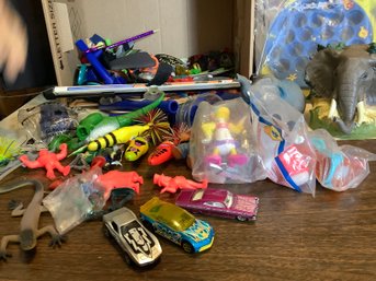 Small Toys And Collectibles