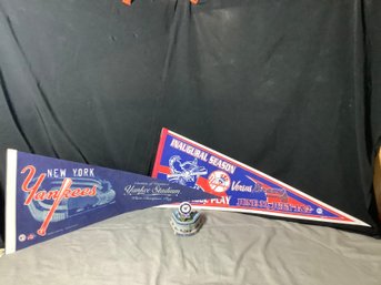 NY Yankees Pendants And Stadium Desk Clock