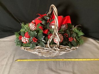 Holiday Basket Center Piece