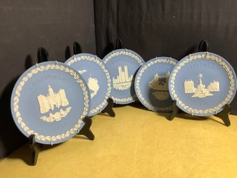 Wedgwood  VINTAGE Christmas Plates-Assorted Dates- Ready To HANG