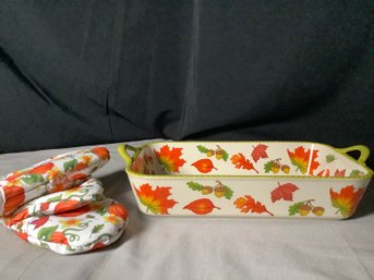 New-Autumn Fall Leaves Temptations Bakeware & Oven Mitts