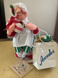 Mrs. Claus By Annalee  W/hangtag, Made In Meredith New Hampshire,USA