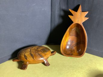 Carved Wood Aruba Pineapple Bowl And Covered Trinket Dish Turtle