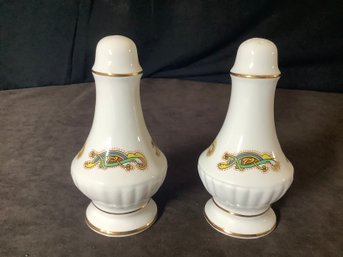 Irelands Royal Tara Salt & Pepper Shakers