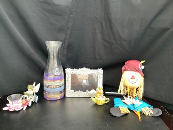 Shelf And Holiday Decor