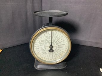 Vintage General Use Postage Scale