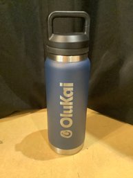 New OluKai 32 Ounce Water Bottle