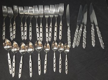 Oneida Voila-Voila Stainless VTG Flatware Silverware