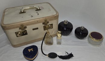 VTG Train Makeup Case Suitcase W/ Perfume Bottles