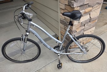 Marin Redwood Women's Mountain/ Trail Bike Shimano Drivetrain