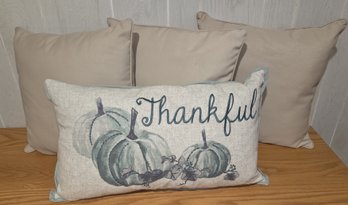 4 Throw Pillows Decor- Thankful