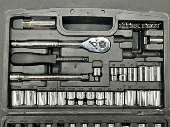 Husky Socket Wrench Kit