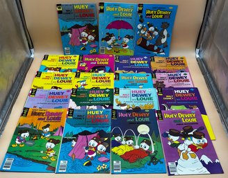 Large Lot Of Vintage Walt Disneys Huey, Dewey And Louie Comic Books