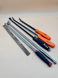 2-25 Inch Breaker Bars 1/2Drive And 3 Pry Bars