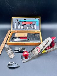 X-acto Set And 2 Planes One Is Millers Falls