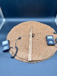 2 Envelor 24 Coir Weed Control Discs And 2 General Moisture Testers