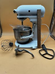 KitchenAid Pro 500 Mixer With Attachments