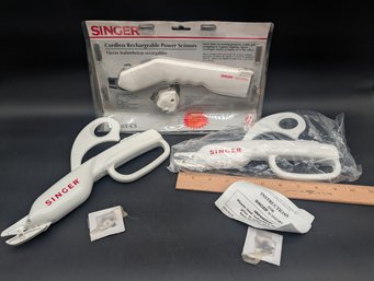 3 Singer Electric Scissors