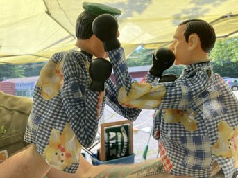 Bush Vs Hussein Boxing Puppets SUPER FUN