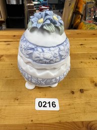 Ceramic Egg Dish W/Blue Flowers - 3 Footed