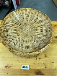 Lot Of 7 Woven Plate Holders