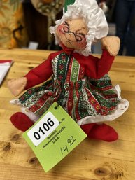 Vintage Annalee Doll Mrs. Claus