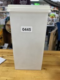 Tupperware Cracker Keeper - Vintage