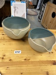 Nantucket Tri-Color Bowls With Spout  Set Of 2