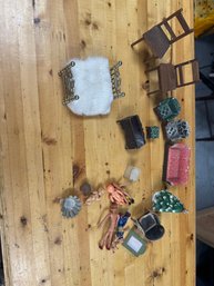 Lot Of Vintage Dollhouse Furniture