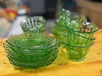 Set Of 9 Cups And 6 Saucers URANIUM Vintage Glass