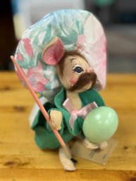 Annalee Bunny Picasso Figurine