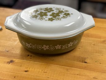 Pyrex 043 Oval Casserole Dish With Lid 1.5 Qt Crazy Daisy Spring Blossom Green