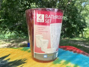 4 Piece Bathroom Set - Pink NEW