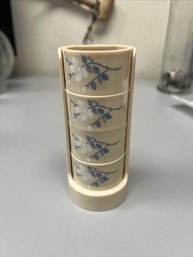 Gemco Blue And White Napkin Rings With Holder